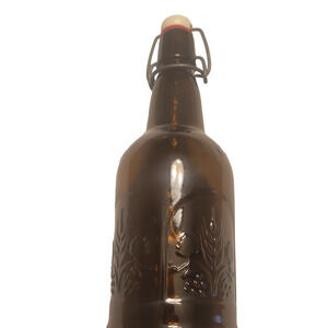 Great vacuum sealed Brown bottle EZ cap 9 1/2 in‎ tall Great Condition
